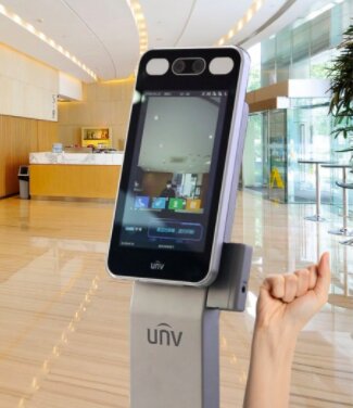 Uniview Wrist Thermal Scanner